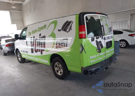2007 Chevrolet Express Work Van из США, поврежденный, VIN 1GCFG15X371196506